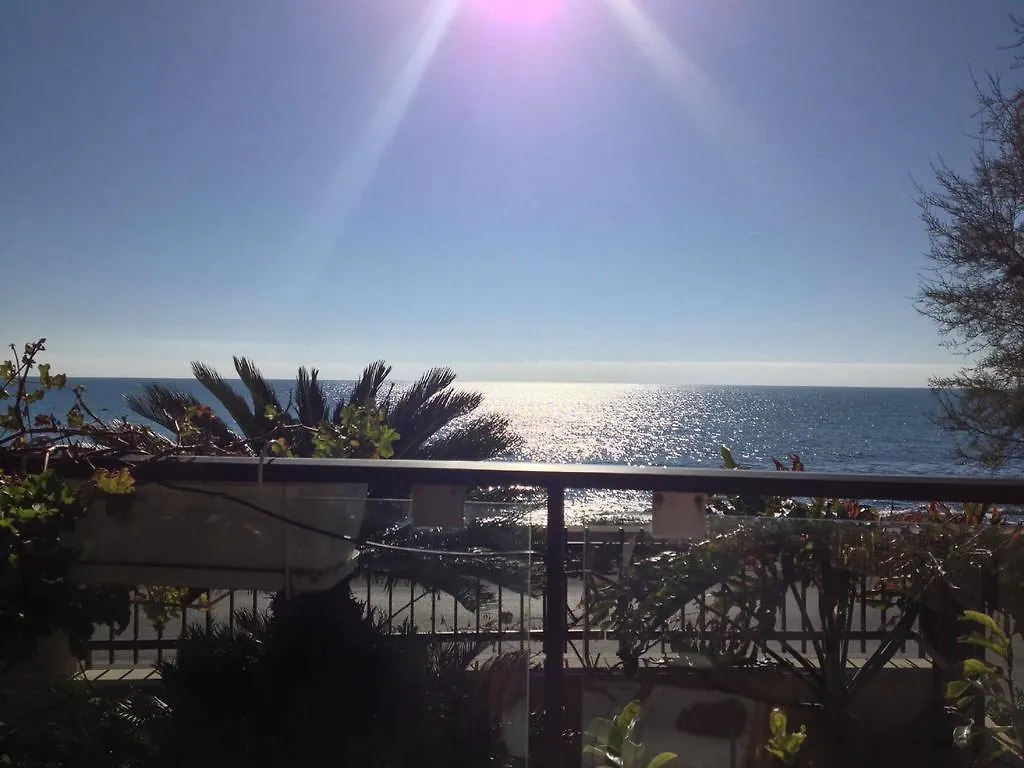 Terrazza a mare Corallo Marina di Ragusa Casa vacanze