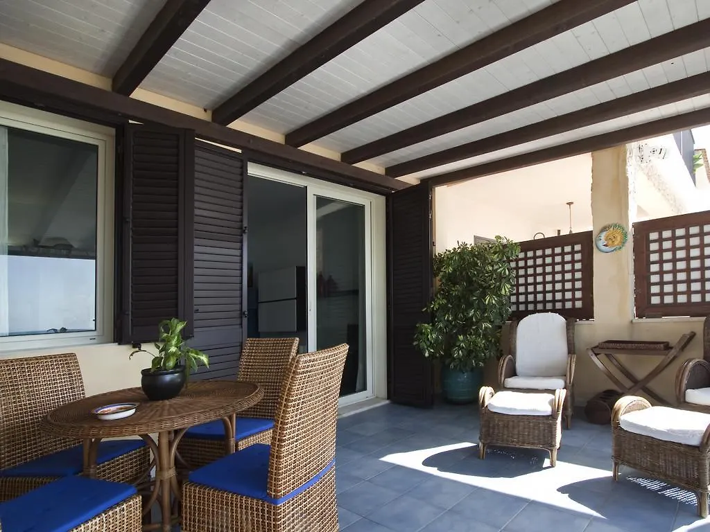 Terrazza a mare Corallo Marina di Ragusa Italia